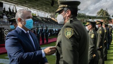 Duque transformación polícia