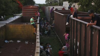 Detienen a 194 migrantes en el sureste de México